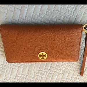 Tory Burch Wallet / Clutch / Wristlet
